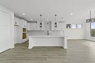 124 Meadow Beauty Ln, Georgetown, TX 78633 - Photo 5