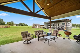 1606 Co Rd 216, Giddings, TX 78942 - Photo 23