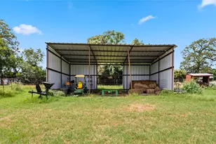 1606 Co Rd 216, Giddings, TX 78942 - Photo 29