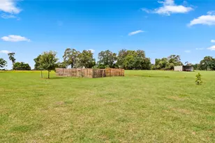1606 Co Rd 216, Giddings, TX 78942 - Photo 33