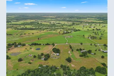 1606 County Road 216, Giddings, TX 78942 - Photo 37