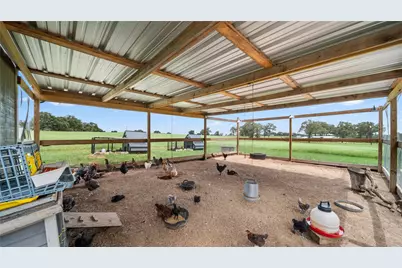 1606 County Road 216, Giddings, TX 78942 - Photo 25