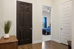 109 Buffalo View Ln, Georgetown, TX 78628 - Photo 5