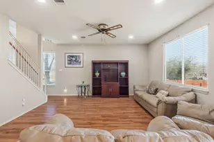 1809 Darjeeling Dr, Pflugerville, TX 78660 - Photo 5