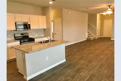 10916 Gonzales Ranger Pass, Austin, TX 78754 - Photo 5
