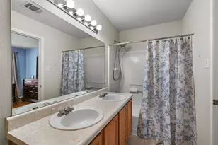 3923 Bonnie Ln, Round Rock, TX 78665 - Photo 15