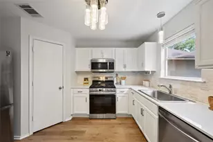 4529 Best Way, Austin, TX 78725 - Photo 3