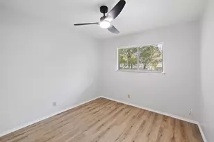 10001 Woodglen Dr, Austin, TX 78753 - Photo 29