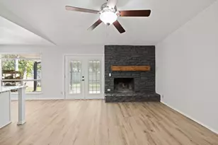 10001 Woodglen Dr, Austin, TX 78753 - Photo 17