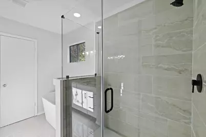 10001 Woodglen Drive, Austin, TX 78753 - Photo 9