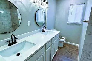 2325 Rockridge Dr, Austin, TX 78744 - Photo 7