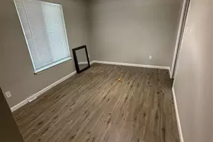 2325 Rockridge Dr, Austin, TX 78744 - Photo 11