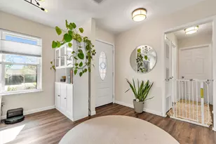 8800 Redfield Ln, Austin, TX 78758 - Photo 5