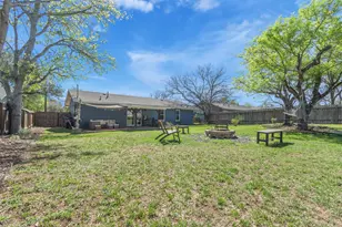 8800 Redfield Ln, Austin, TX 78758 - Photo 9