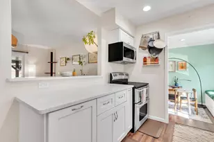 8800 Redfield Ln, Austin, TX 78758 - Photo 11
