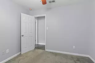 13205 Bourbon St, Austin, TX 78727 - Photo 15