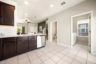 1220 Esplanade Pkwy, San Marcos, TX 78666 - Photo 9