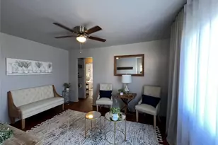 519 S Martin Luther King Jr Blvd, Elgin, TX 78621 - Photo 5