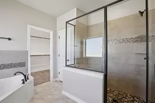 500 Seabiscuit Dr, Jarrell, TX 76537 - Photo 19