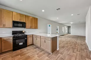 12004 Murano Dr, Austin, TX 78747 - Photo 5