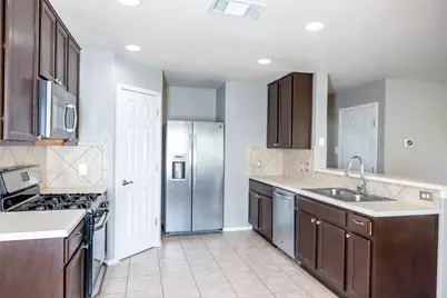 3931 Bonnie Lane, Round Rock, TX 78665 - Photo 5