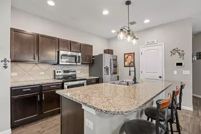 316 Cassandra Drive, Hutto, TX 78634 - Photo 7