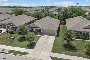 316 Cassandra Dr, Hutto, TX 78634 - Photo 29