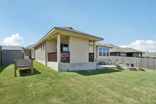 417 Kirkhill St, Hutto, TX 78634 - Photo 27