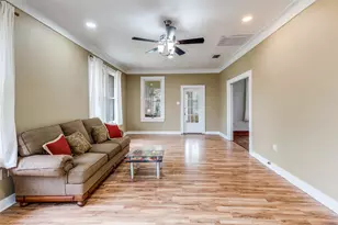 520 S Pecan Ave, Luling, TX 78648 - Photo 11