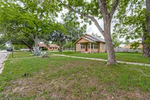 520 S Pecan Ave, Luling, TX 78648 - Photo 21