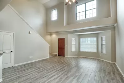 8701 Escarpment Boulevard #82, Austin, TX 78749 - Photo 3