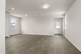 141 Summer Dr, Elgin, TX 78621 - Photo 11