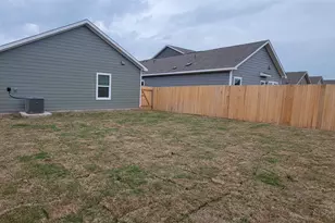 421 Bullhead Rd, Bastrop, TX 78602 - Photo 23