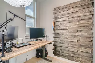 900 S 1st St, Austin, TX 78704 - Photo 9