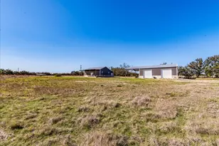 306 Blackbuck Rdg Dr, Lampasas, TX 76550 - Photo 13