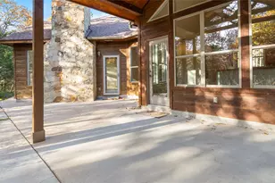 315 Arbors Cir, Elgin, TX 78621 - Photo 35