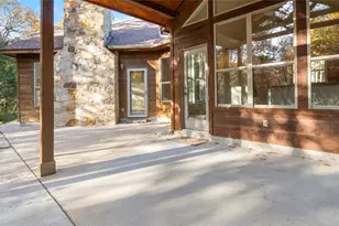 315 Arbors Cir, Elgin, TX 78621 - Photo 33