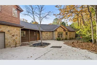 315 Arbors Circle, Elgin, TX 78621 - Photo 5