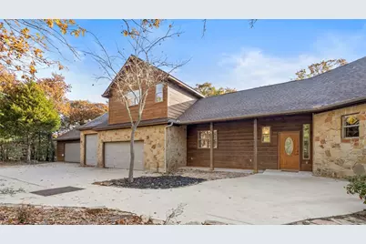 315 Arbors Circle, Elgin, TX 78621 - Photo 3