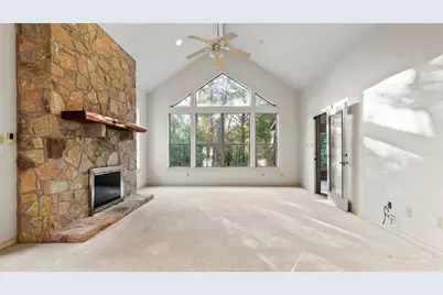 315 Arbors Circle, Elgin, TX 78621 - Photo 11