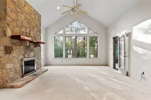 315 Arbors Cir, Elgin, TX 78621 - Photo 11