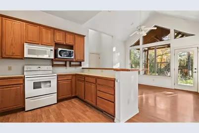 315 Arbors Circle, Elgin, TX 78621 - Photo 13