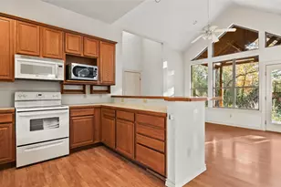 315 Arbors Cir, Elgin, TX 78621 - Photo 13