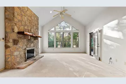 315 Arbors Circle, Elgin, TX 78621 - Photo 9