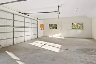 315 Arbors Cir, Elgin, TX 78621 - Photo 37