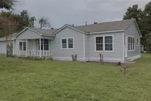 112 Eloise St, Caldwell, TX 77836 - Photo 1