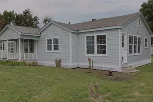 112 Eloise St, Caldwell, TX 77836 - Photo 5