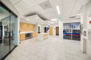 555 E 5th St, Austin, TX 78701 - Photo 37