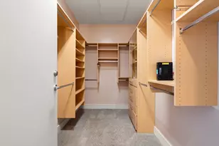 555 E 5th St, Austin, TX 78701 - Photo 23