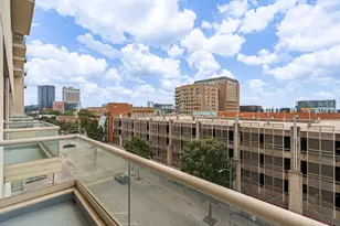 555 E 5th St, Austin, TX 78701 - Photo 33